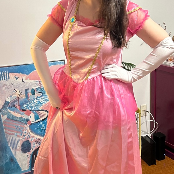 Princess Peach Costume with Crown and Gloves for Adult Women - Picture 3 of 5